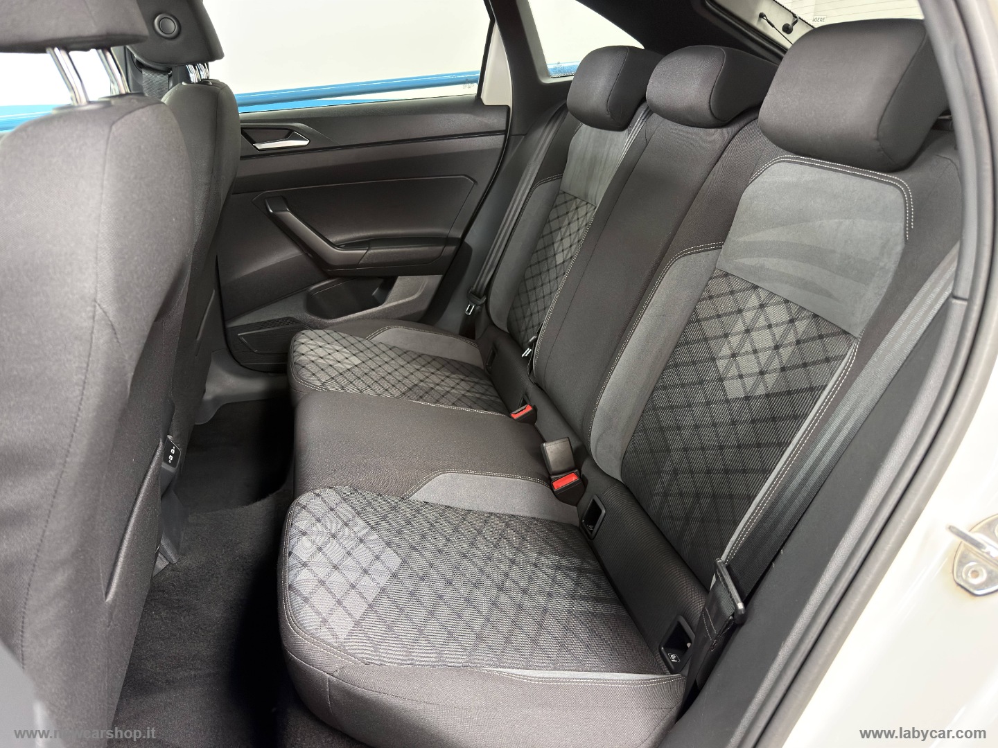 Taigo 1.0 TSI 110 CV DSG R-Line - immagine 15