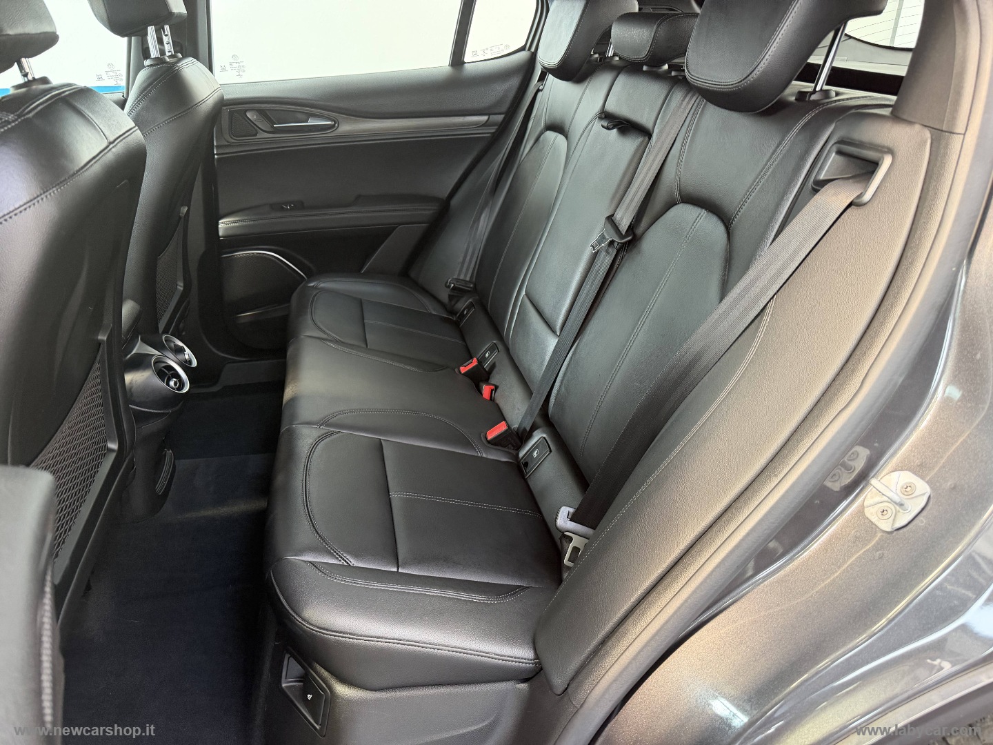 Stelvio 2.2 T.diesel 210 CV AT8 Q4 Ti - immagine 15