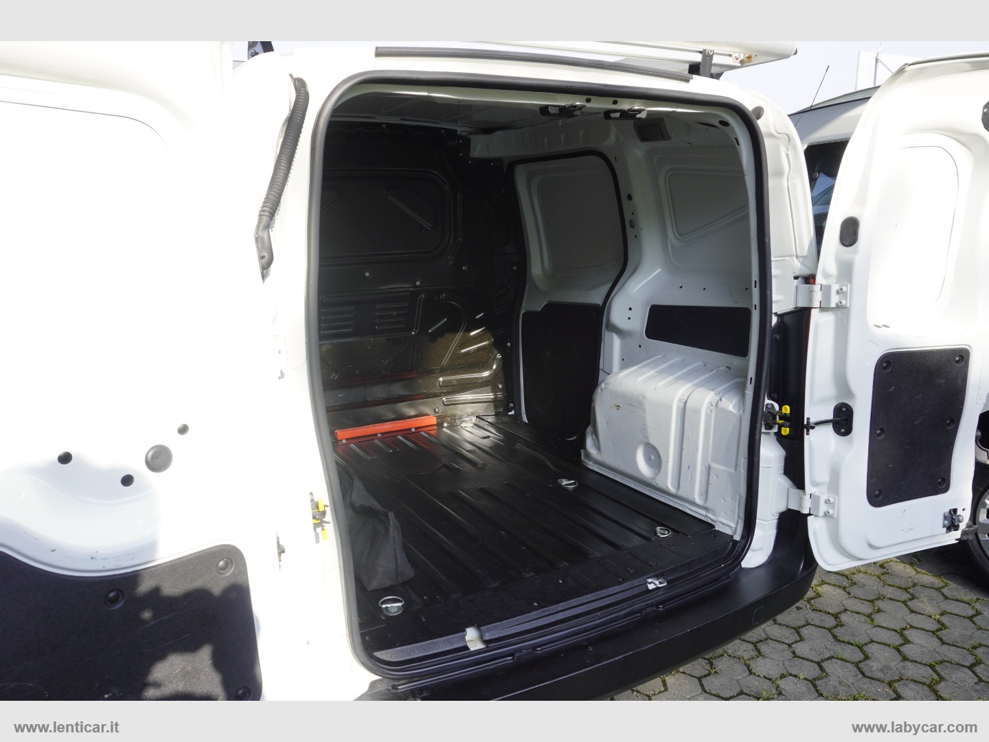Fiorino 1.3 MJT 95CV Cargo SX Euro 6D-Temp - immagine 15