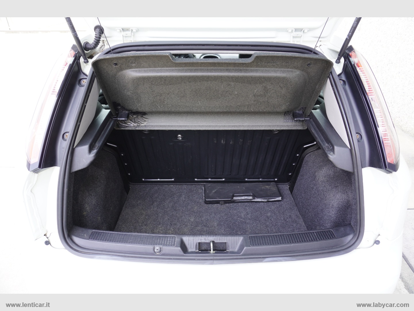 Punto 1.3 MJT II 75 CV 5p. Street - immagine 15