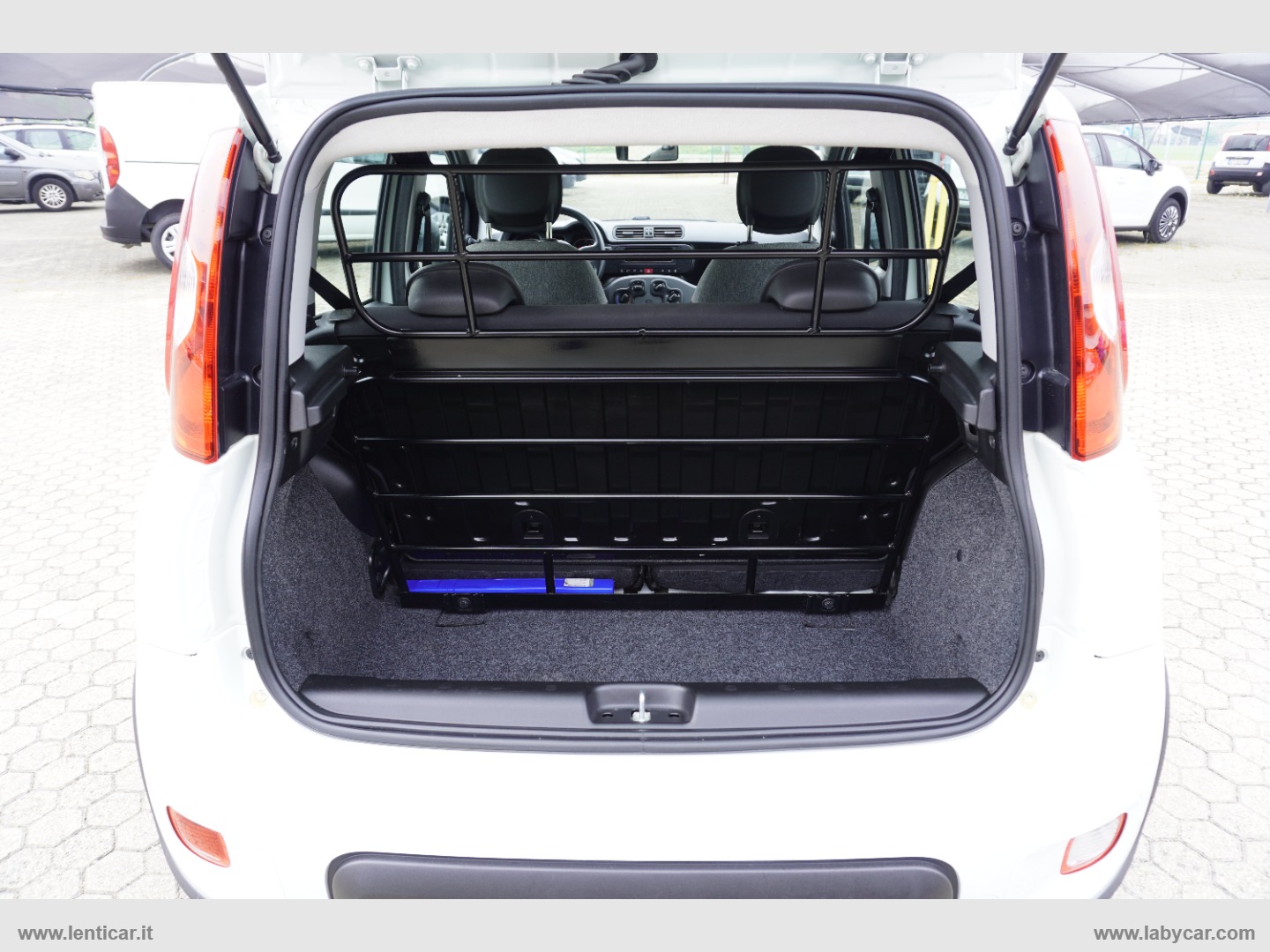 Panda 1.0 GSE Hybrid Street Van 4 p.ti - immagine 15