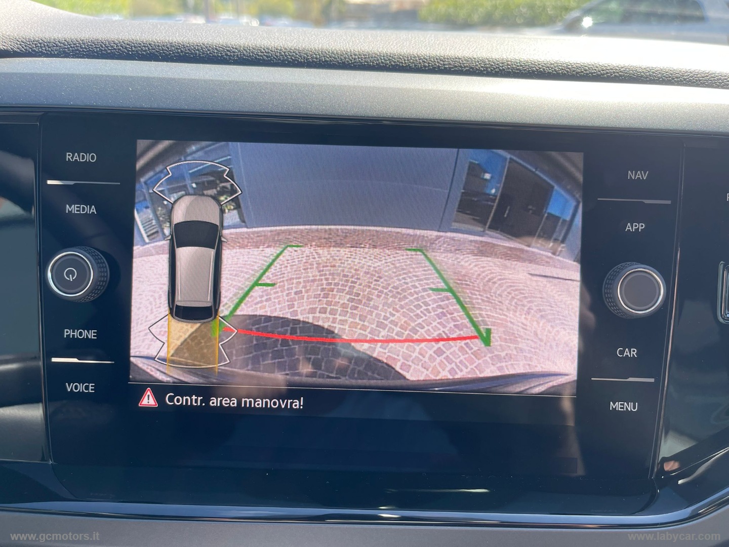 Volkswagen Taigo Taigo 1.0 TSI 115 CV R-Line - Immagine 15