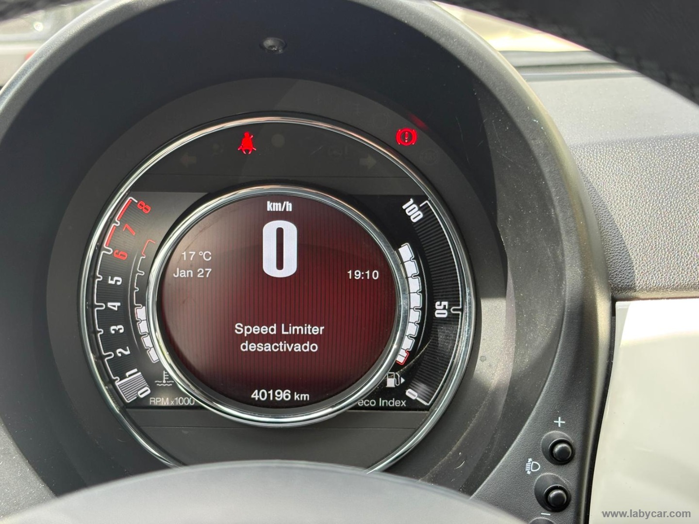 500 C 1.0 Hybrid Dolcevita - immagine 15