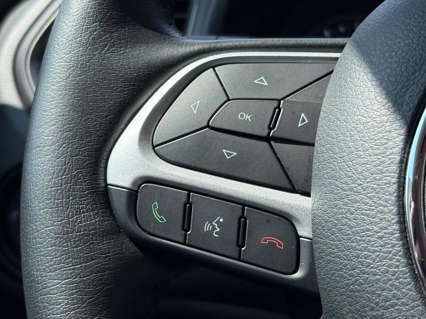 Renegade 1.5 T4 MHEV Limited - immagine 15