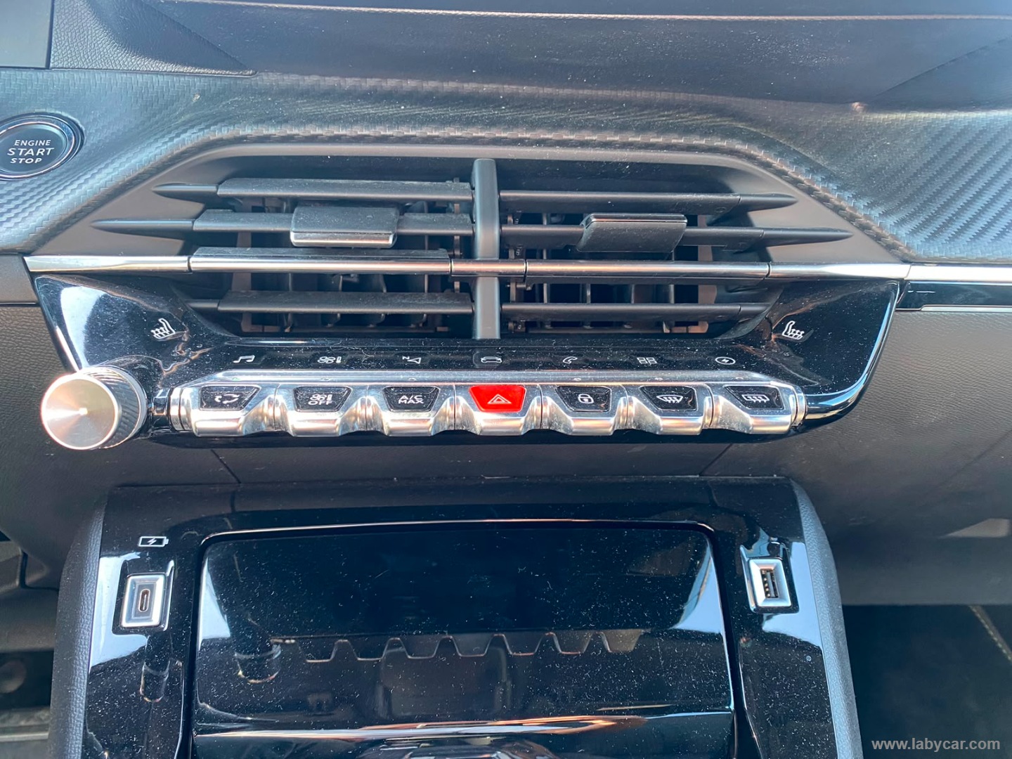 Peugeot 2008 E-2008 ELECTRIC 136 CV GT - Immagine 15