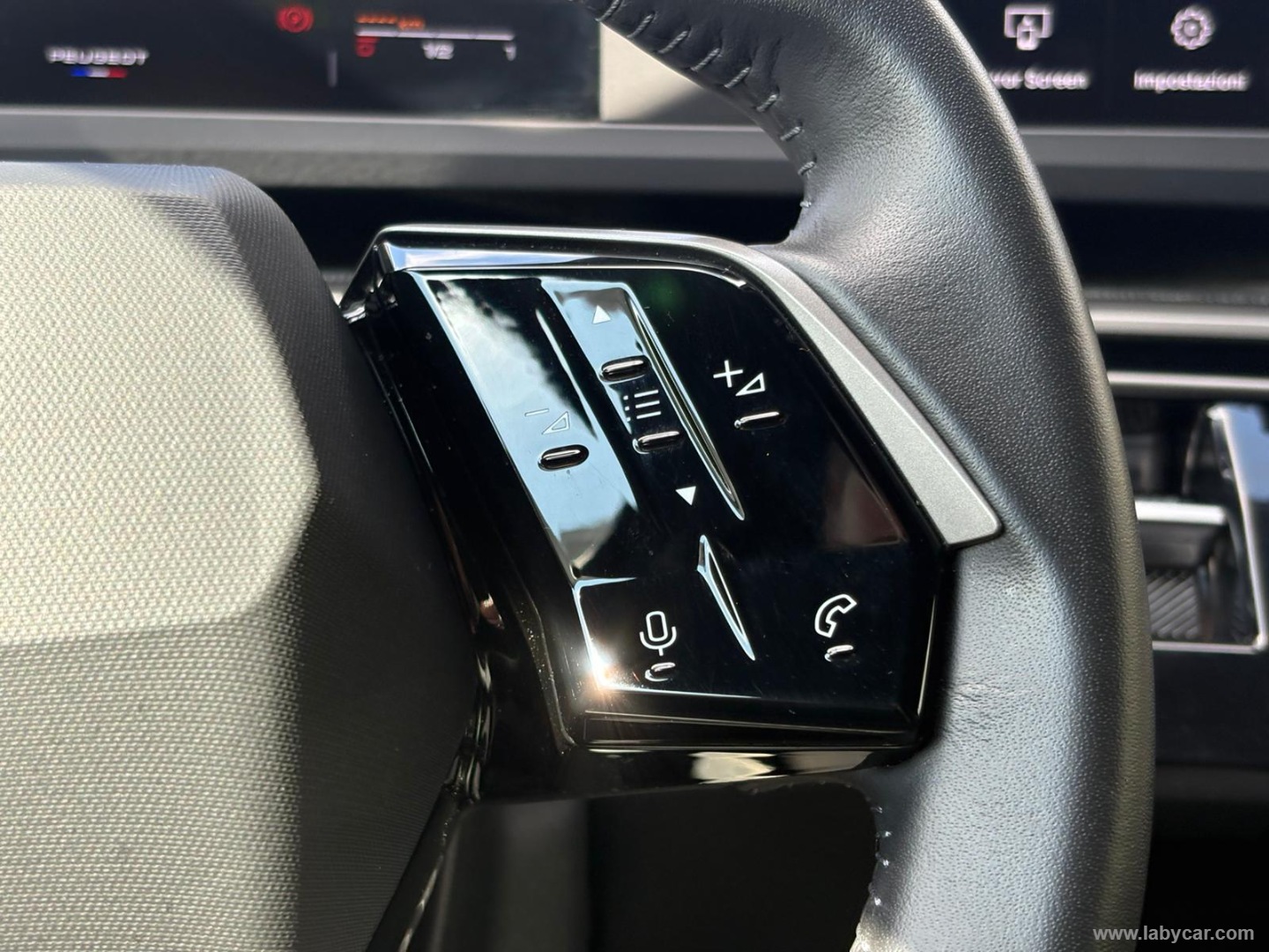 3008 Hybrid 136 e-DCS6 Allure - immagine 15