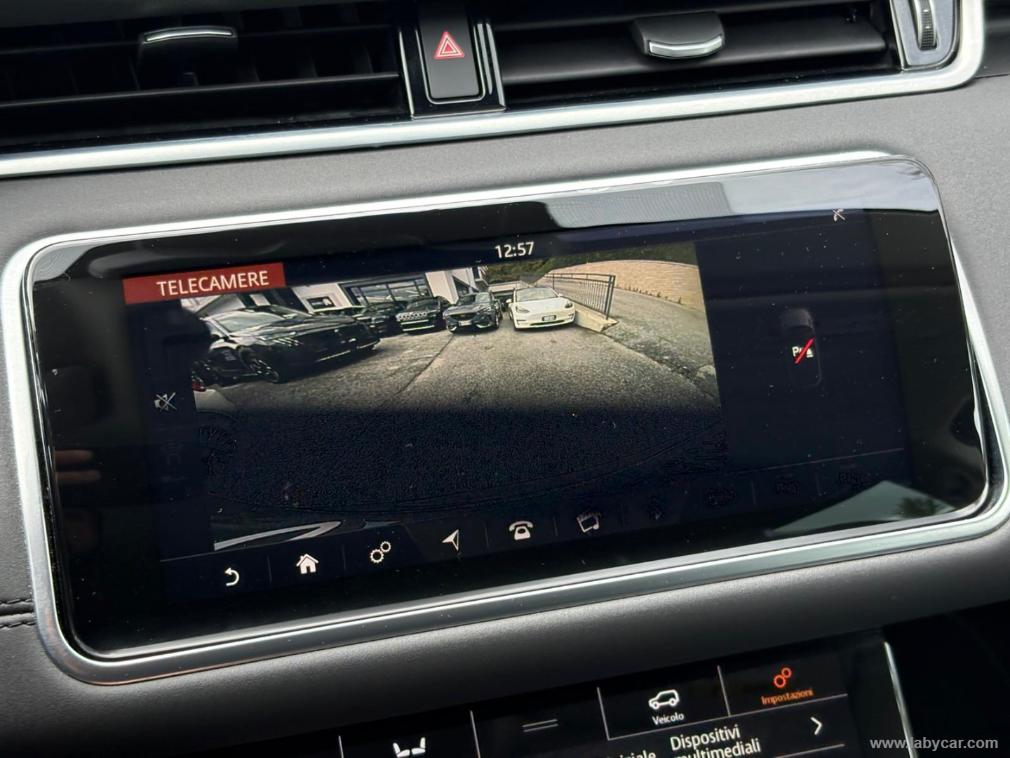 RR Evoque 2.0D L.Flw 150 AWD Auto SE - immagine 15