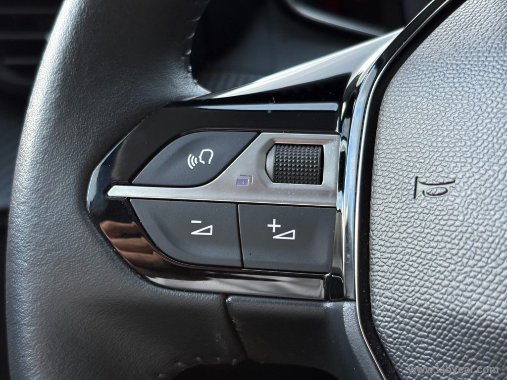 Peugeot 208 PureTech 100 S&S 5p. Allure - Immagine 15