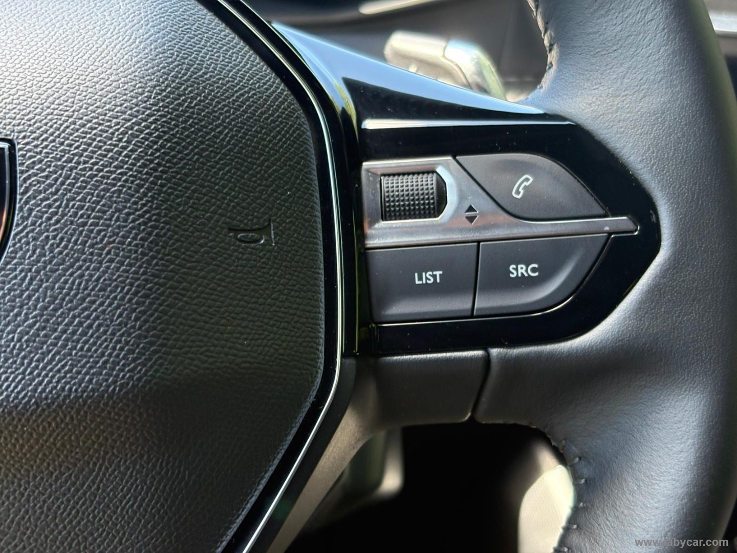 Peugeot 2008 PureTech 130 S&S EAT8 Allure - Immagine 15