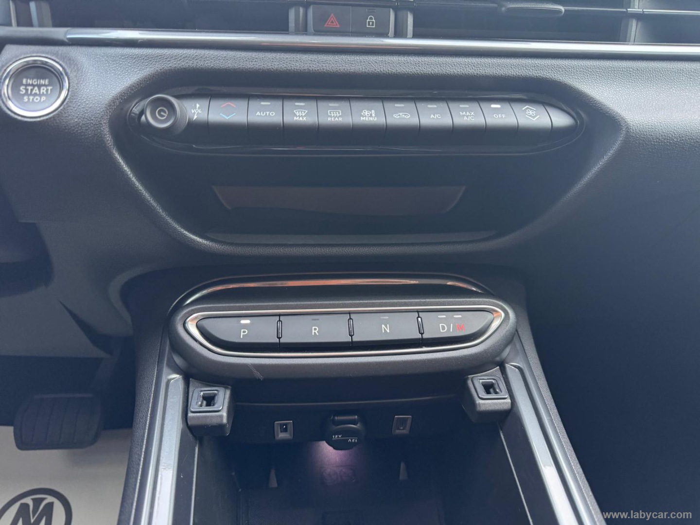 600 Hybrid 145 CV DCT MHEV Icon - immagine 15