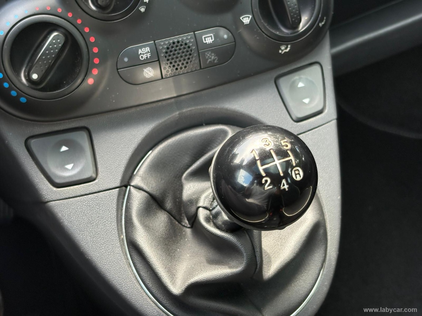 Fiat 500 1.3 Multijet 95 CV Lounge - Immagine 15