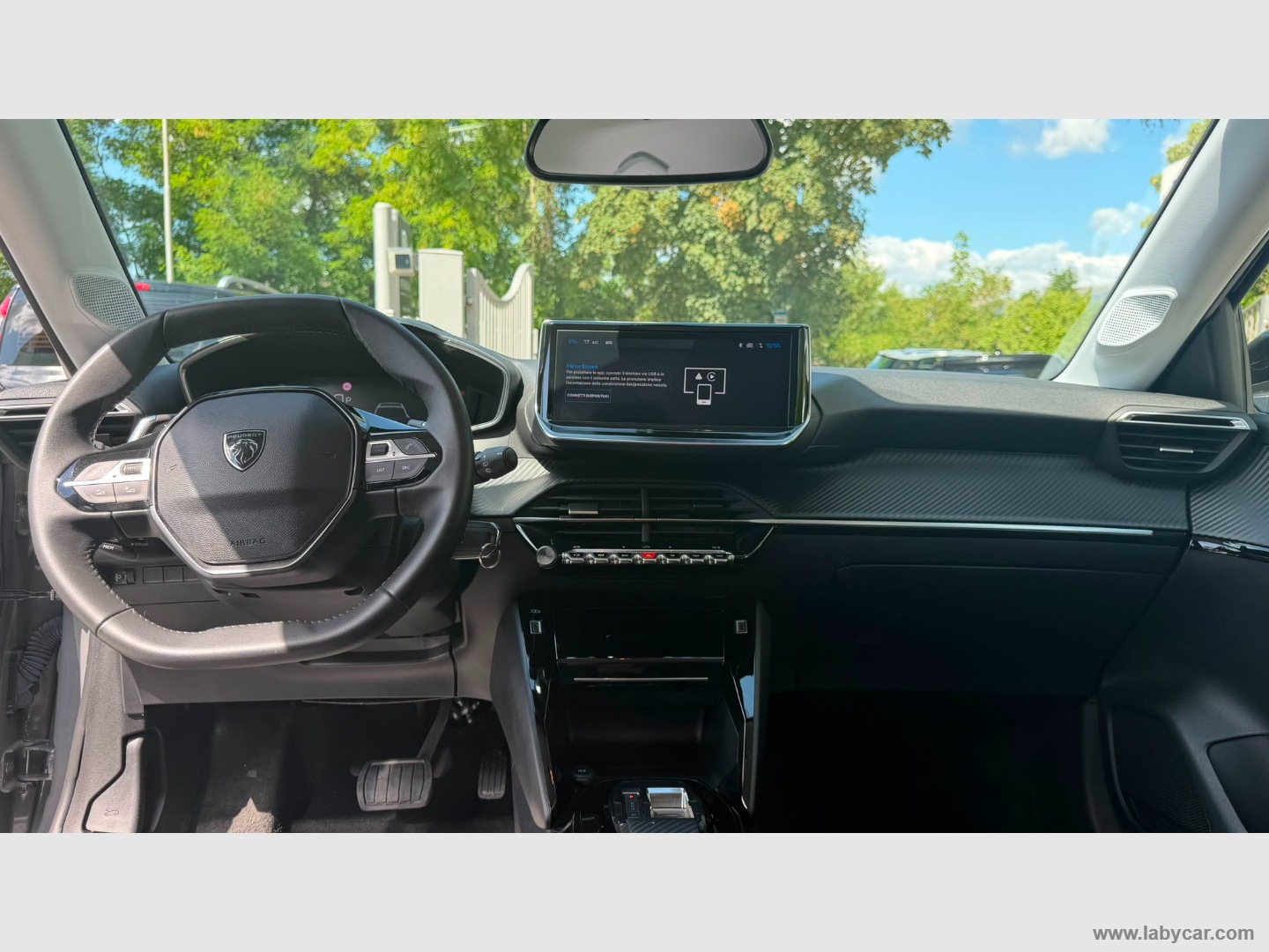 Peugeot 208 Hybrid 110 e-DCS6 Allure - Immagine 15