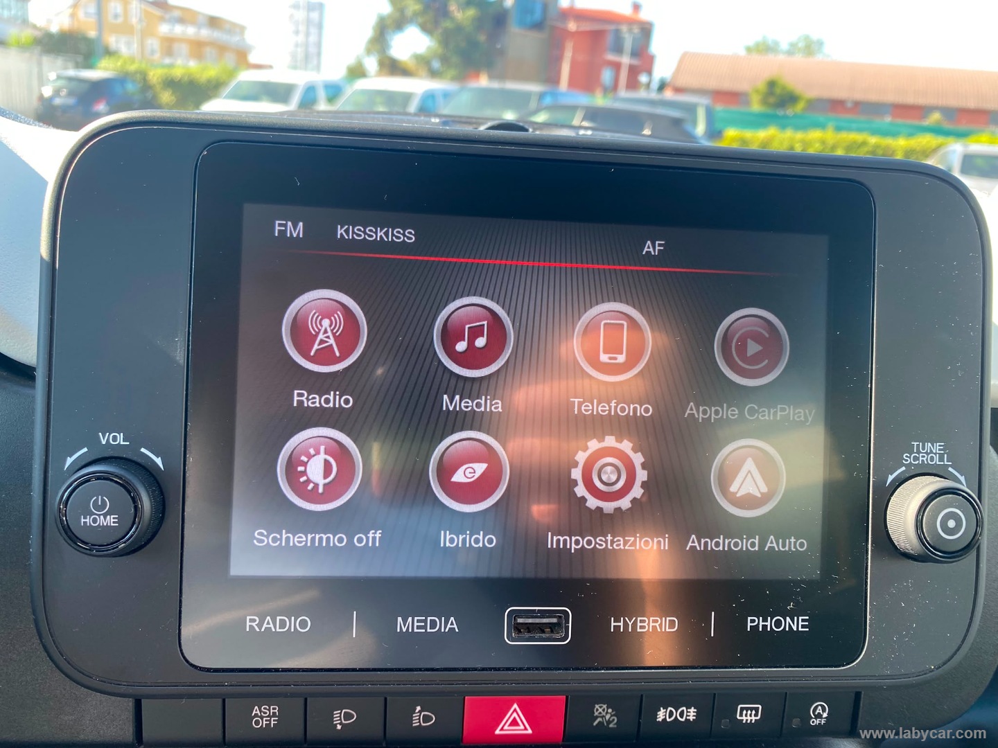 Fiat Panda 1.0 FireFly S&S Hybrid Pandina - Immagine 15
