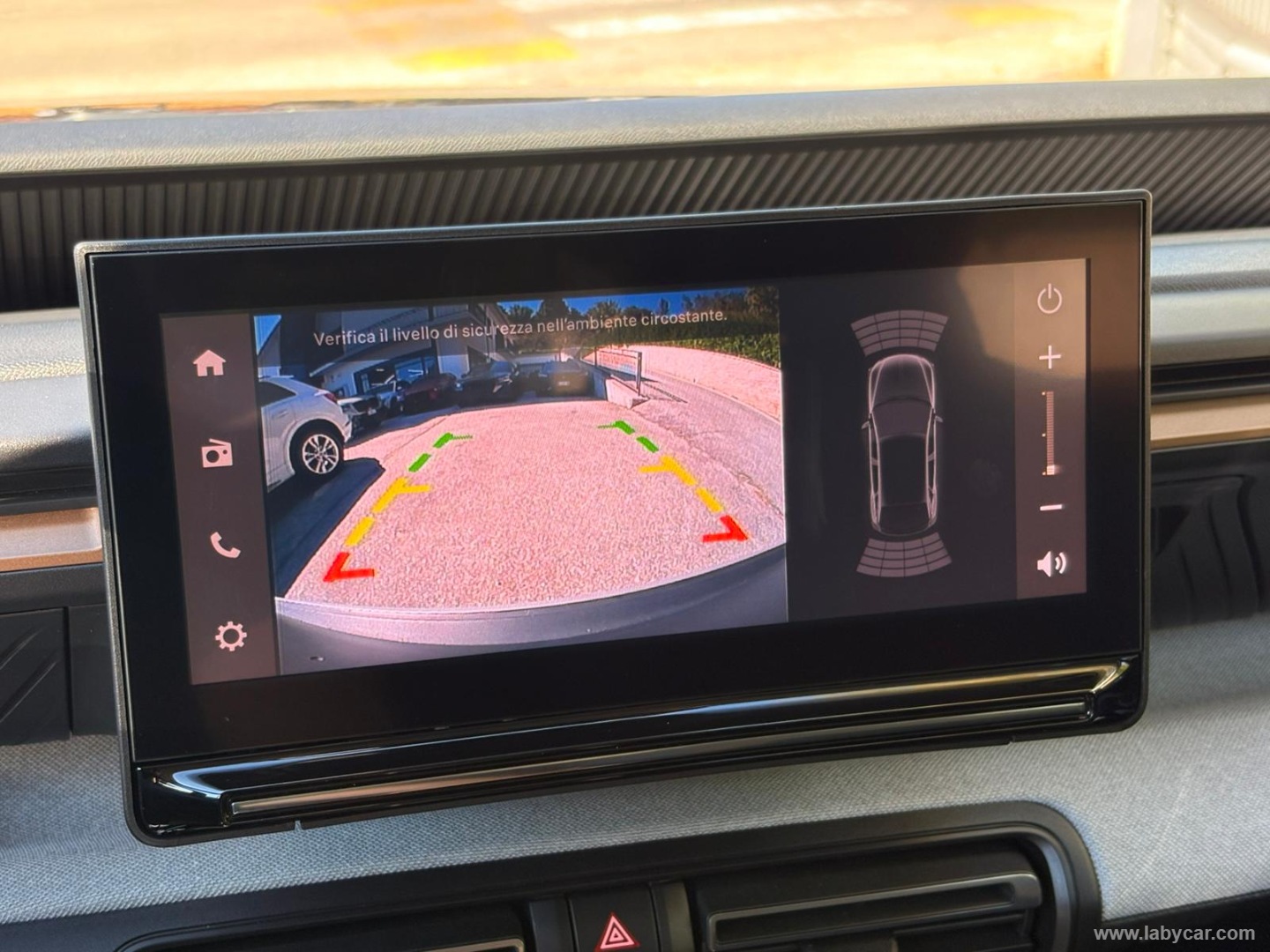 Citroën C3 Aircross PureTech Turbo 100 Plus - Immagine 15