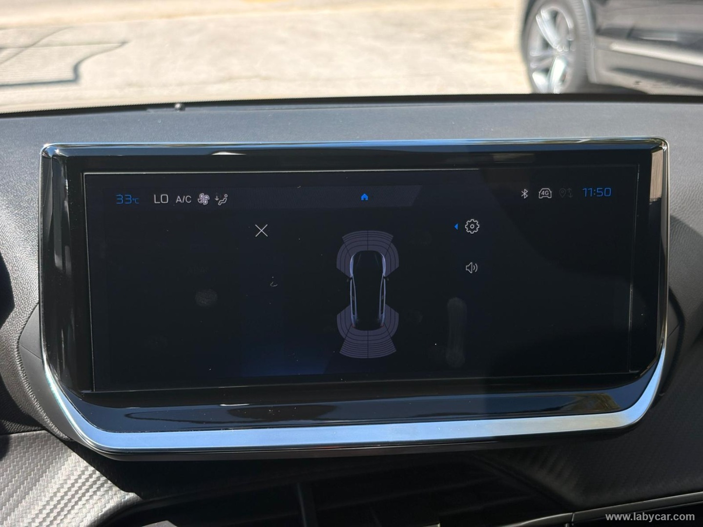 Peugeot 208 Hybrid 110 e-DCS6 Allure - Immagine 15