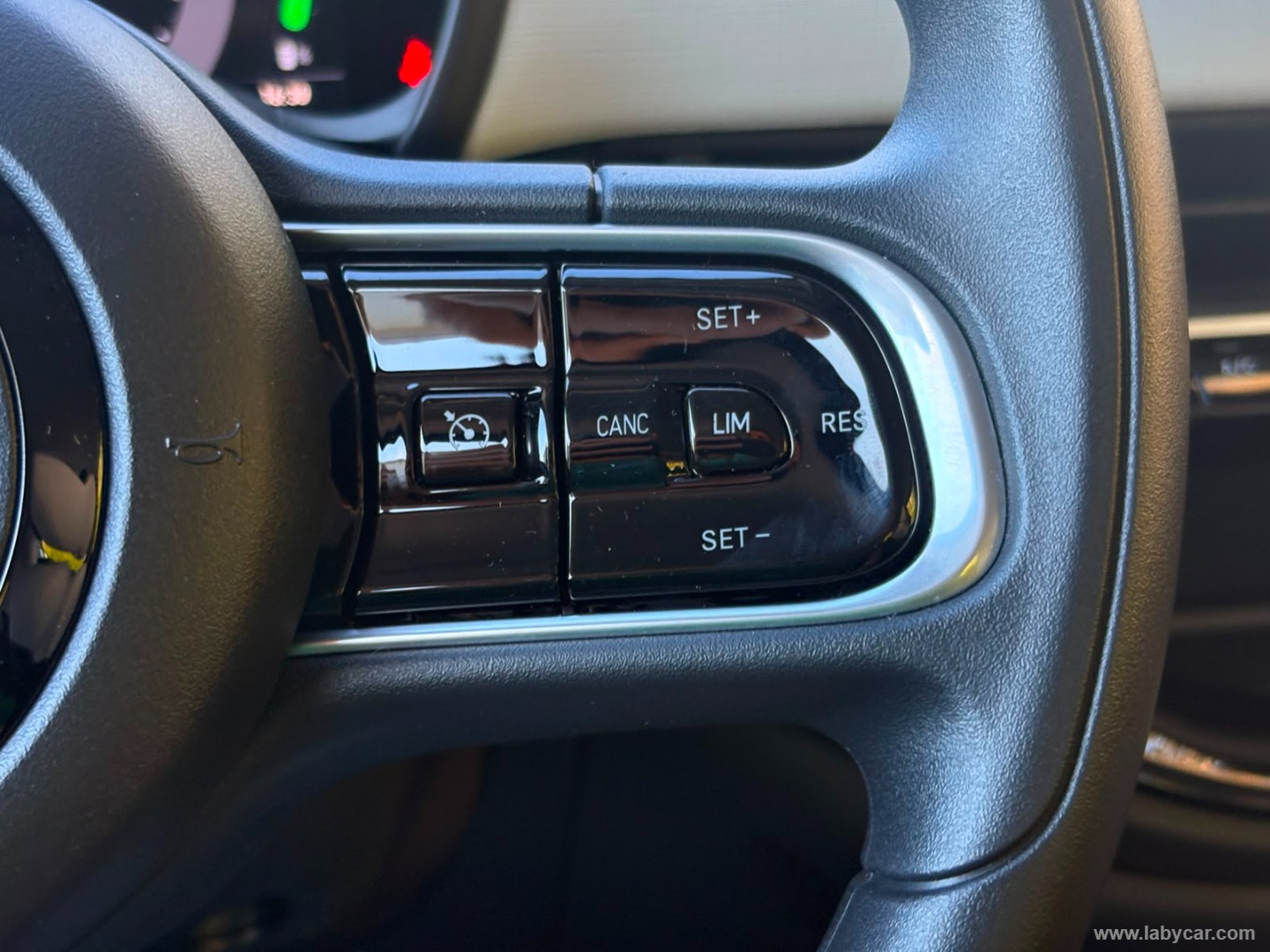 Fiat 500 Berlina Hybrid Pop - Immagine 15