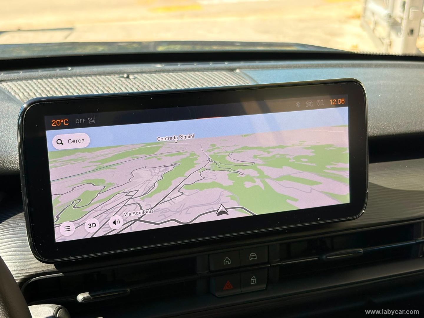 Jeep Avenger 1.2 Turbo Altitude - Immagine 15