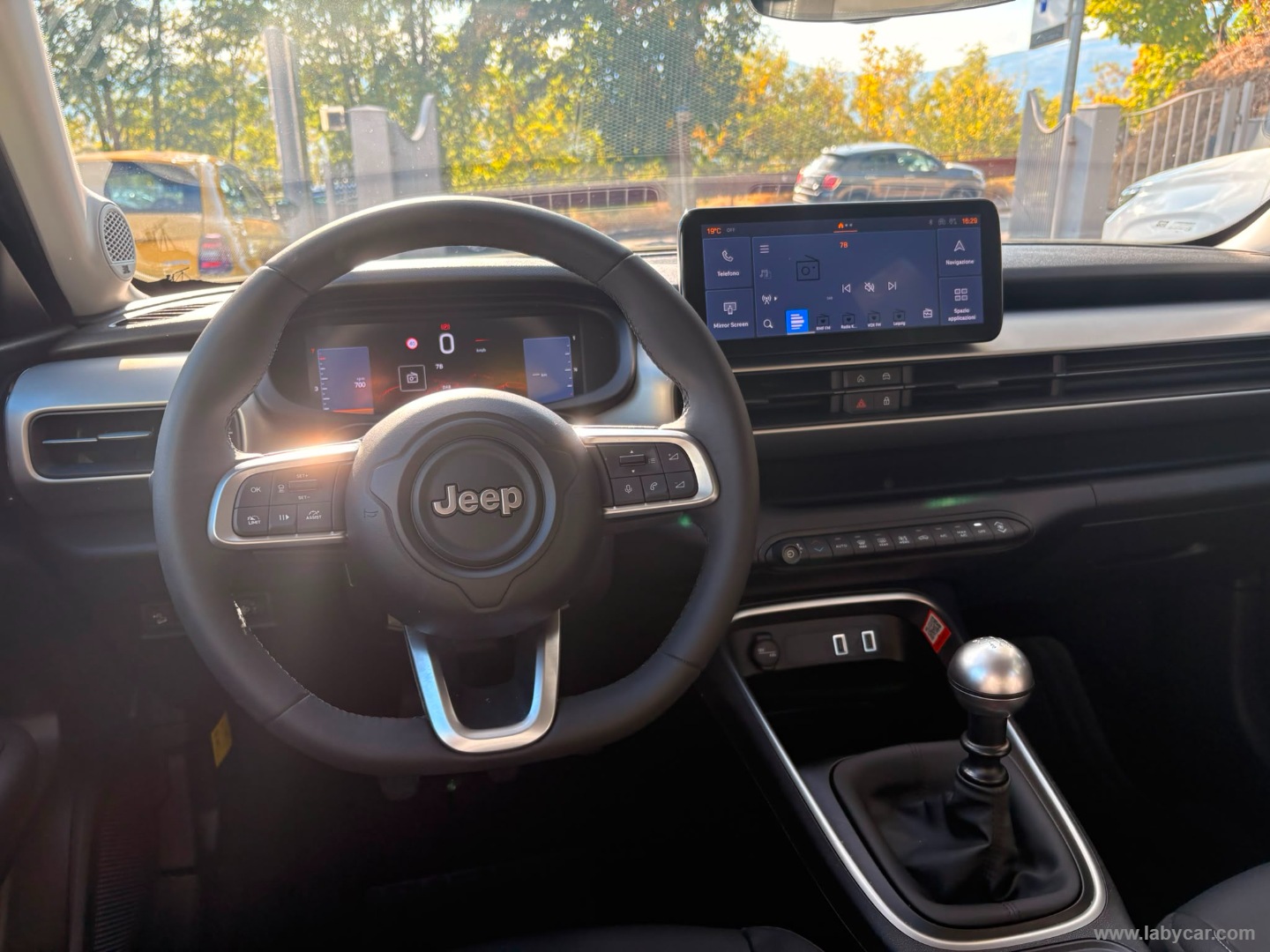 Jeep Avenger 1.2 Turbo Altitude - Immagine 15