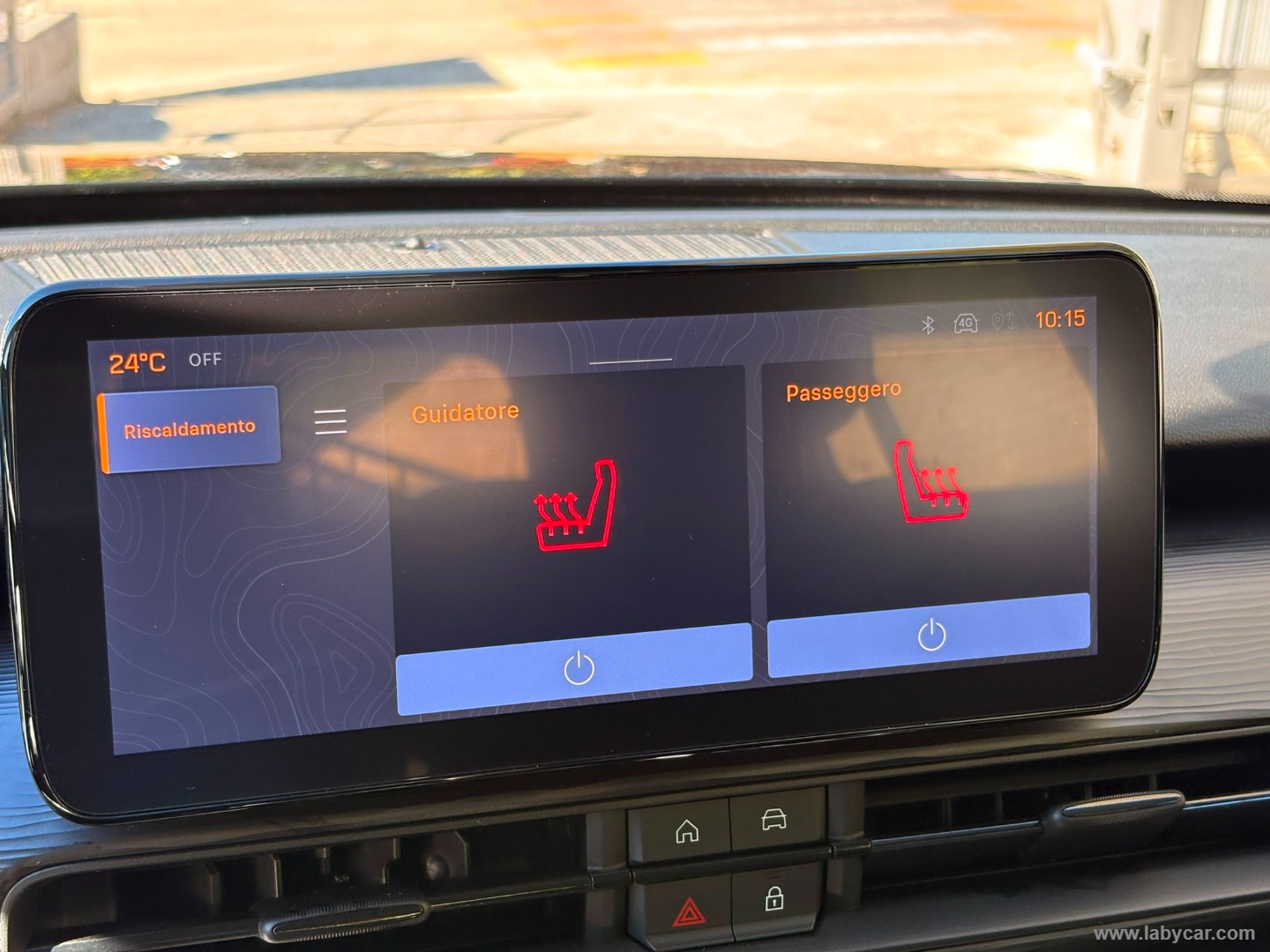 Jeep Avenger 1.2 Turbo Altitude - Immagine 15