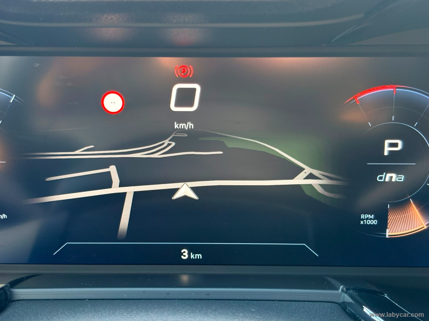 Alfa Romeo Junior 1.2 145 CV Hybrid eDCT6 Ti - Immagine 15