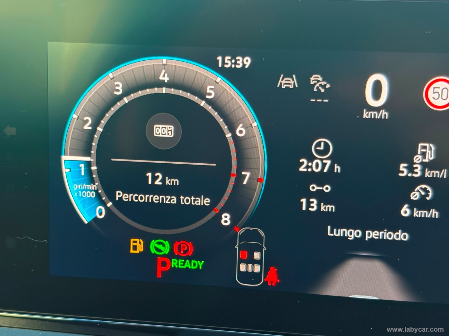 Volkswagen T-Roc 1.5 eTSI ACT 150 CV DSG R-Line - Immagine 15