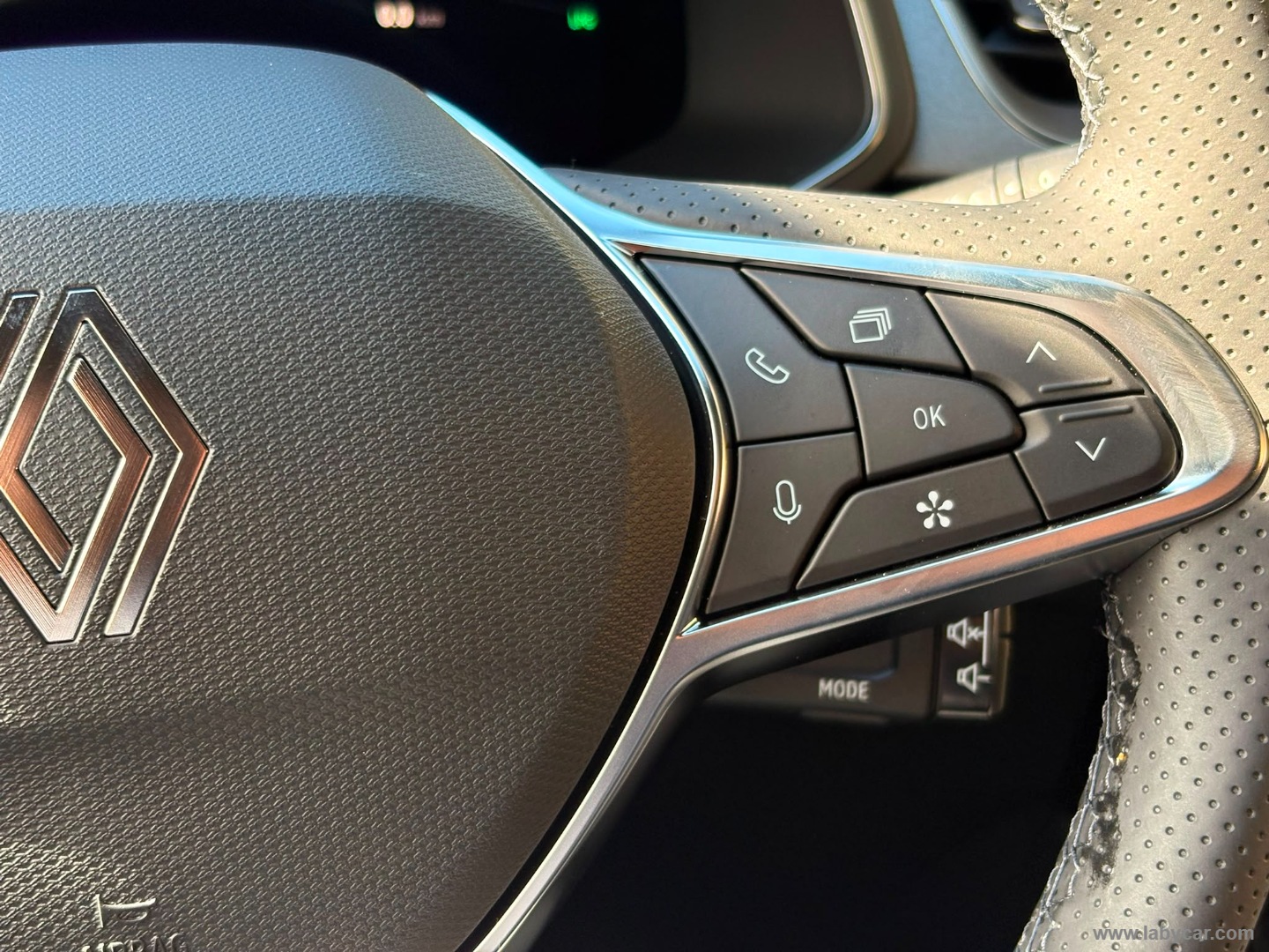 Renault Captur Eco-G 120 CV Techno - Immagine 15