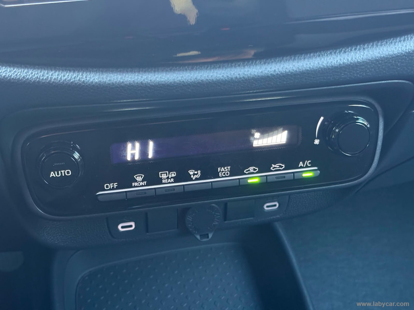 Toyota Aygo X 1.5 Hybrid 115 CV 5p. - Immagine 15
