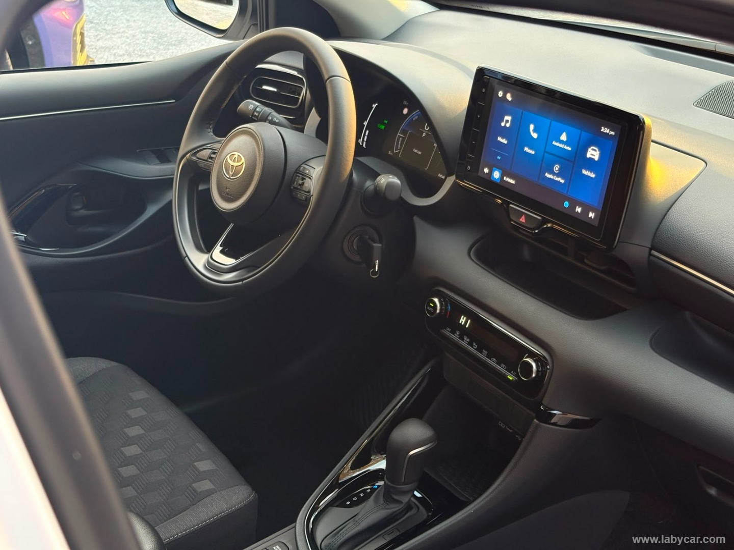 Toyota Yaris 1.5 Hybrid 5p. Trend - Immagine 15