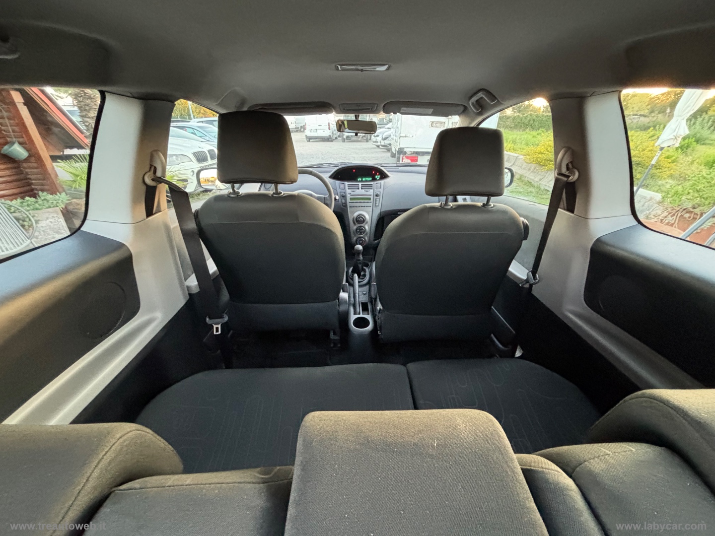 Yaris 1.0 3p. - immagine 15
