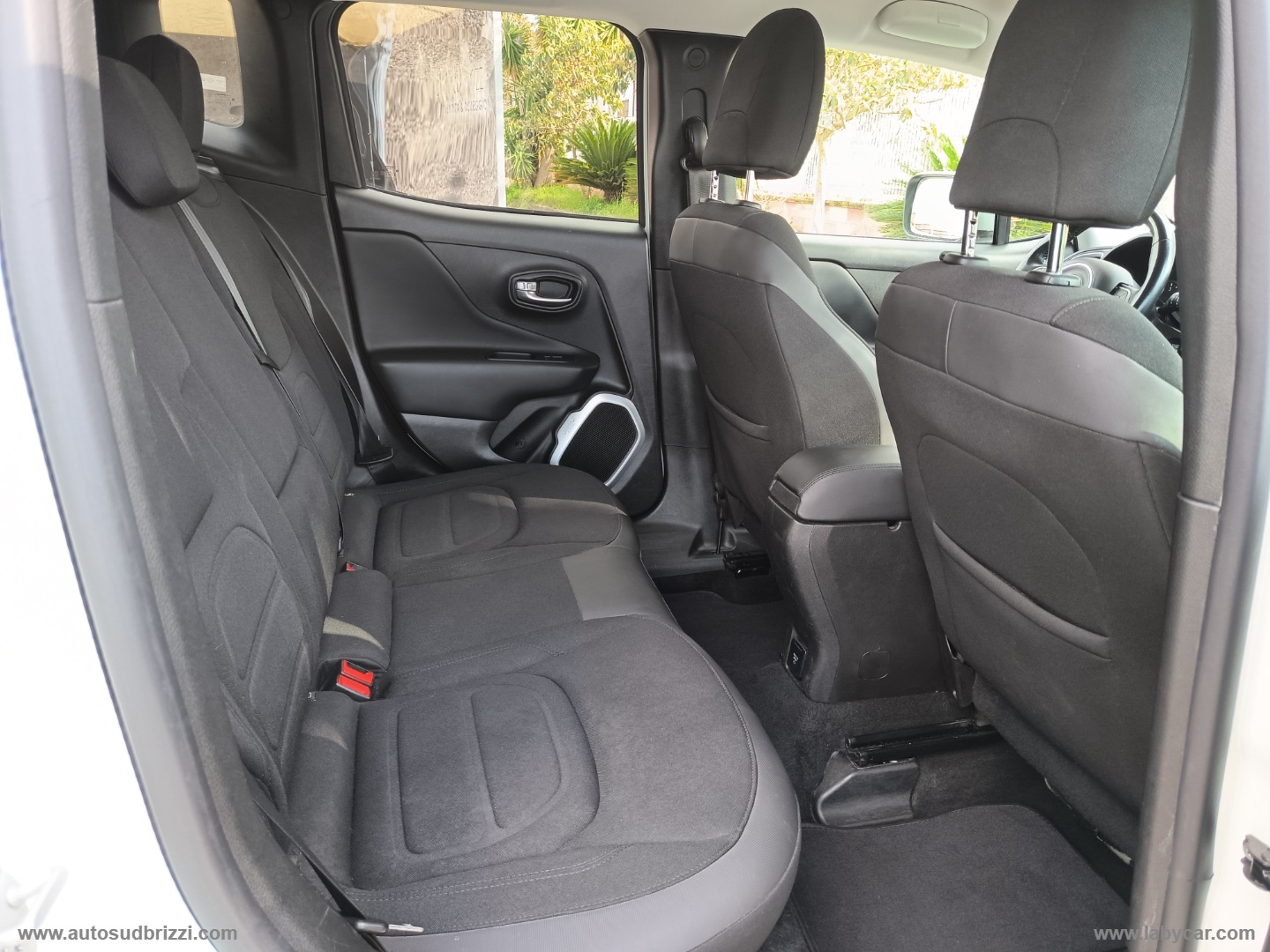 Renegade 1.6 Mjt 120CV Limited - immagine 15