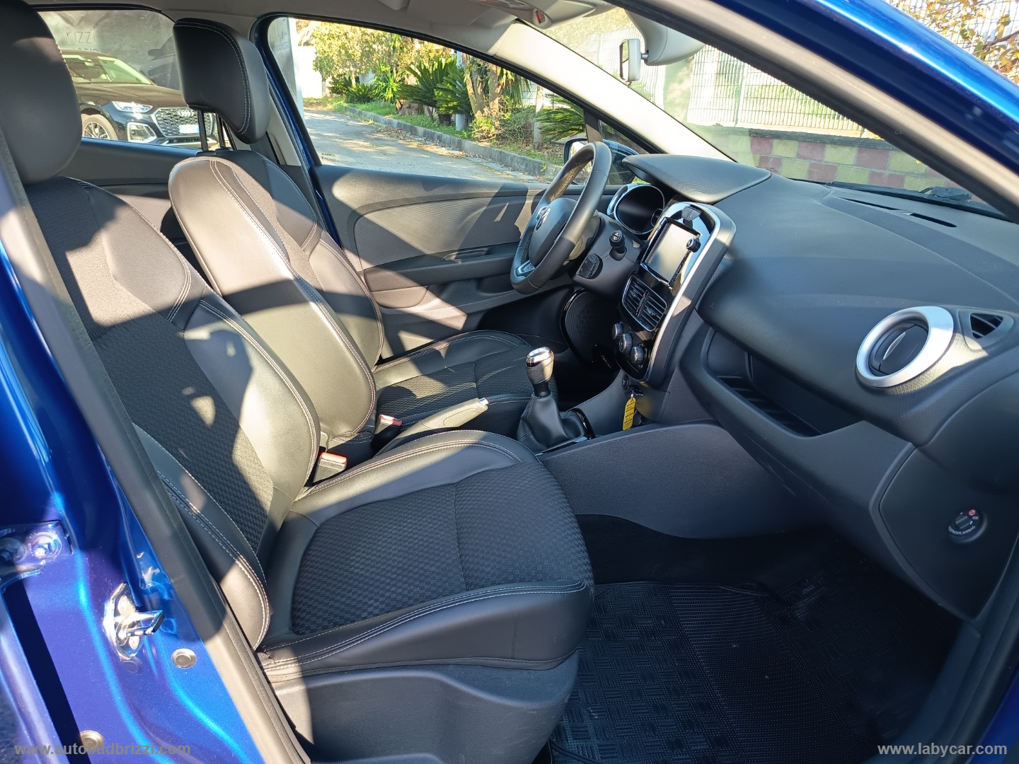 Clio TCe 12V 90 CV S&S 5p. Energy Duel - immagine 15