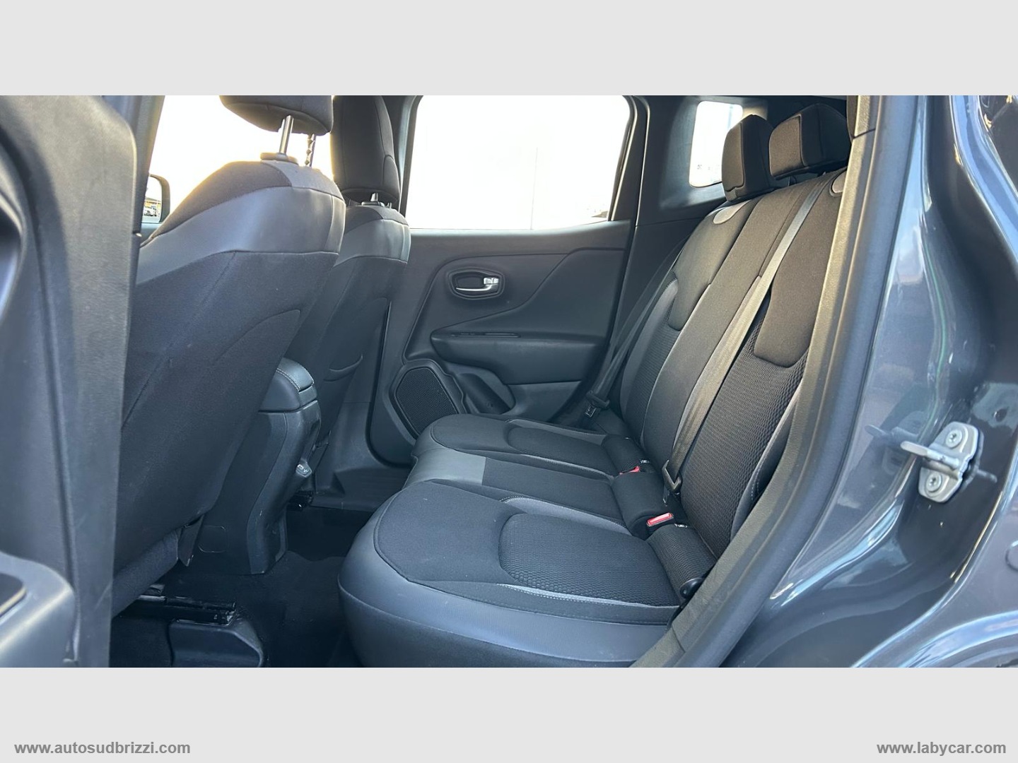 Renegade 1.6 Mjt 130CV Limited - immagine 15