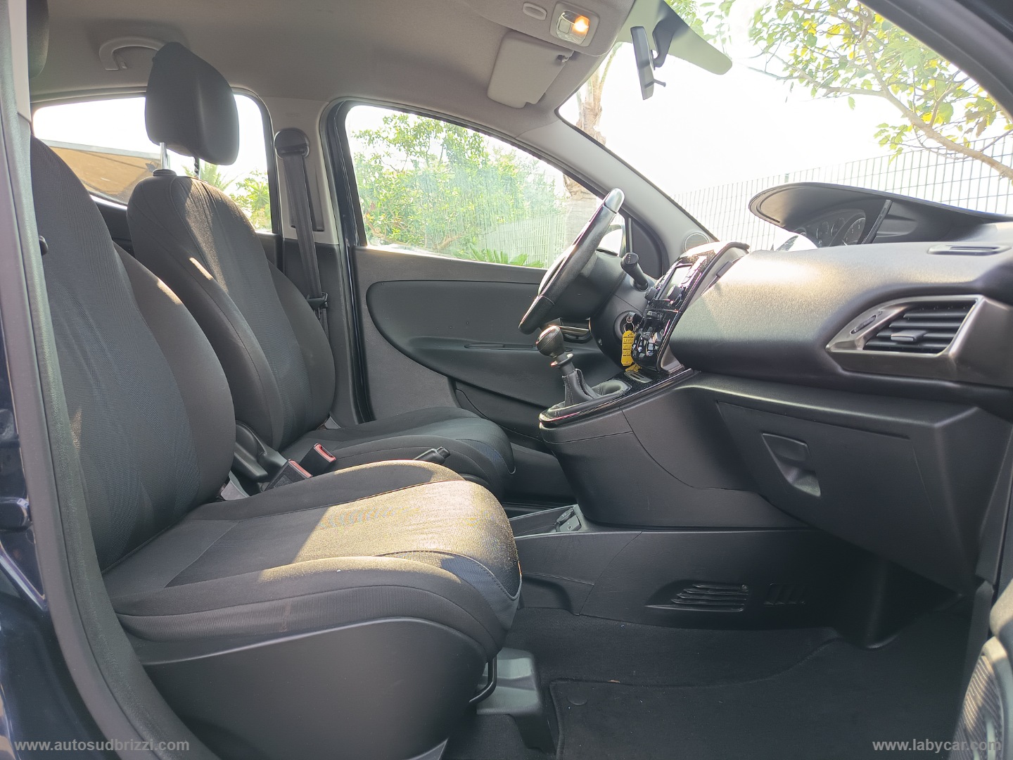 Ypsilon 1.2 69 CV 5p. S&S Gold - immagine 15