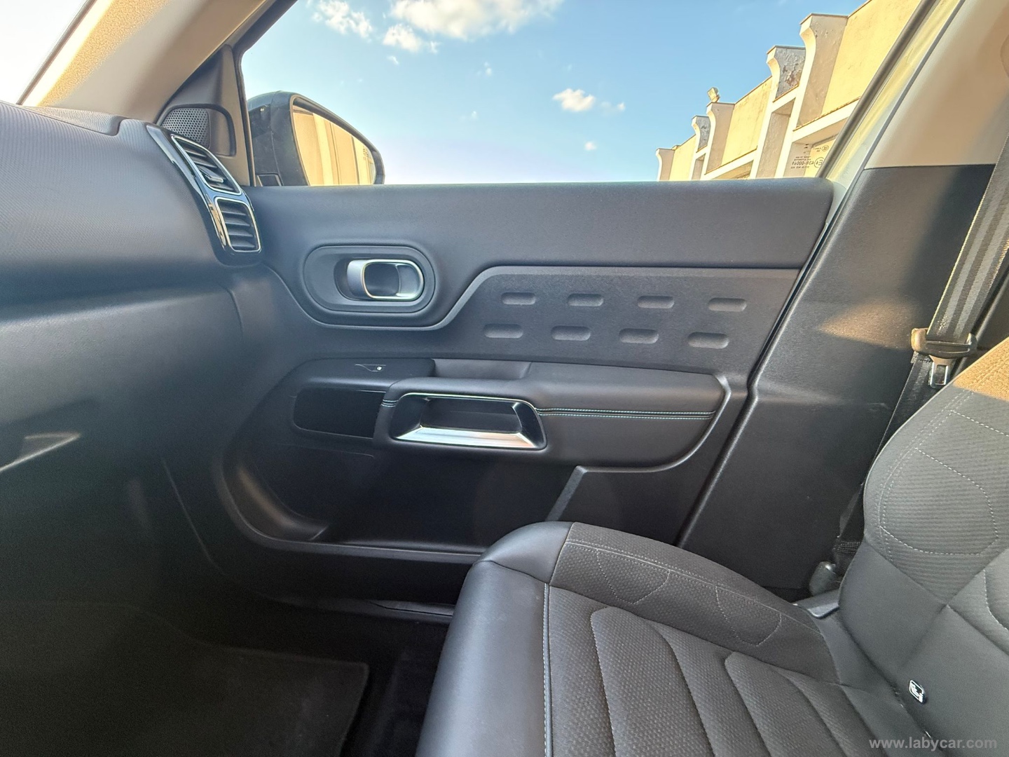 C5 Aircross BlueHDi 130 S&S EAT8 Shine - immagine 15