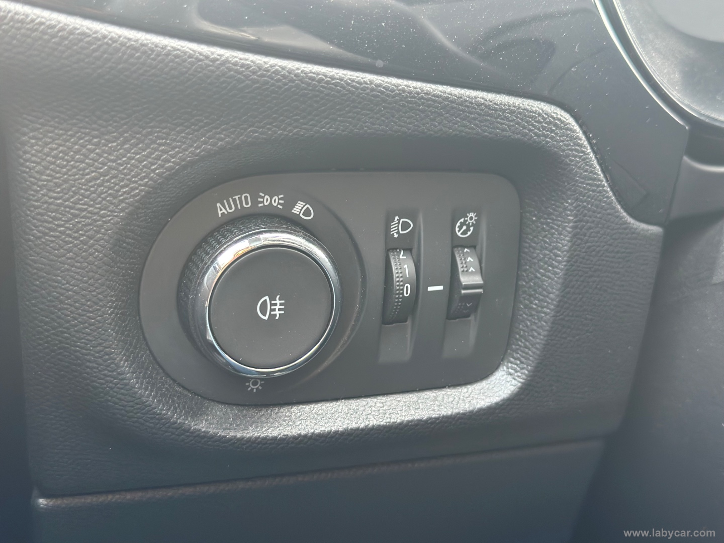 Corsa 1.2 Elegance - immagine 15