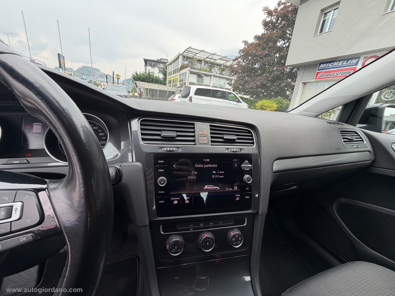 Golf 1.0 TSI 110CV 5p. Business BMT - immagine 15
