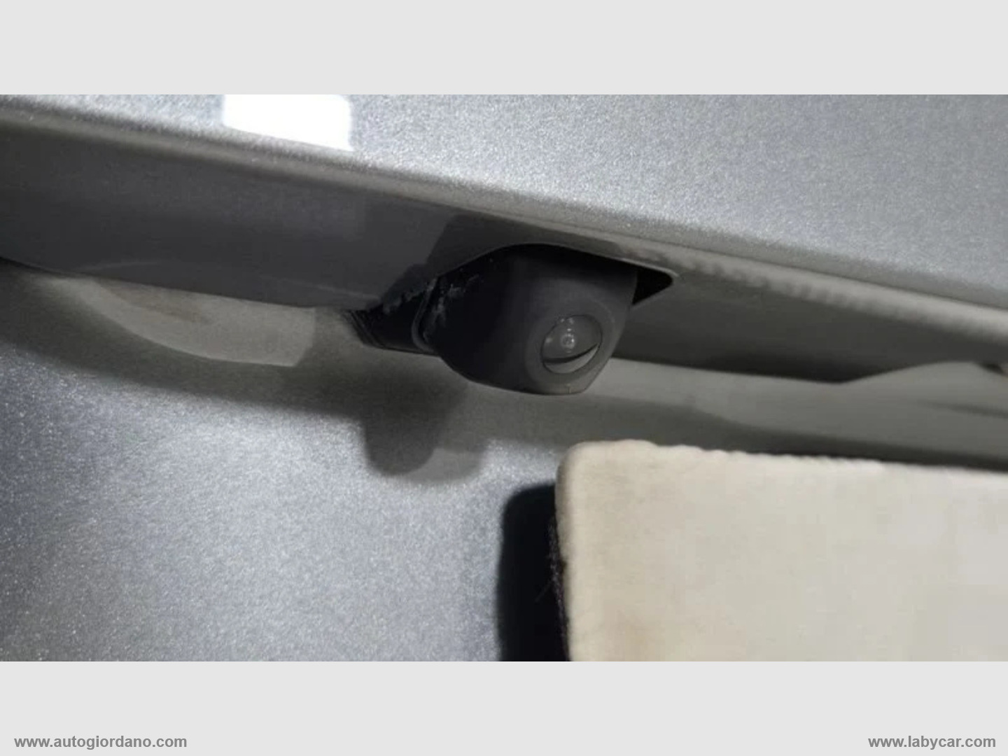 Vitara 1.4 Hybrid 4WD AllGrip Cool - immagine 15