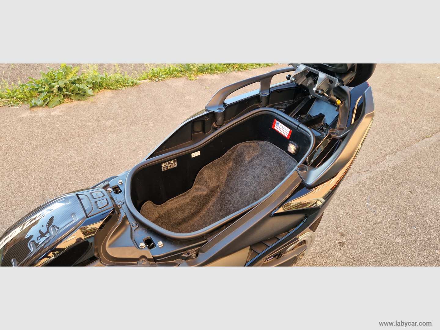T Max 560 - immagine 15