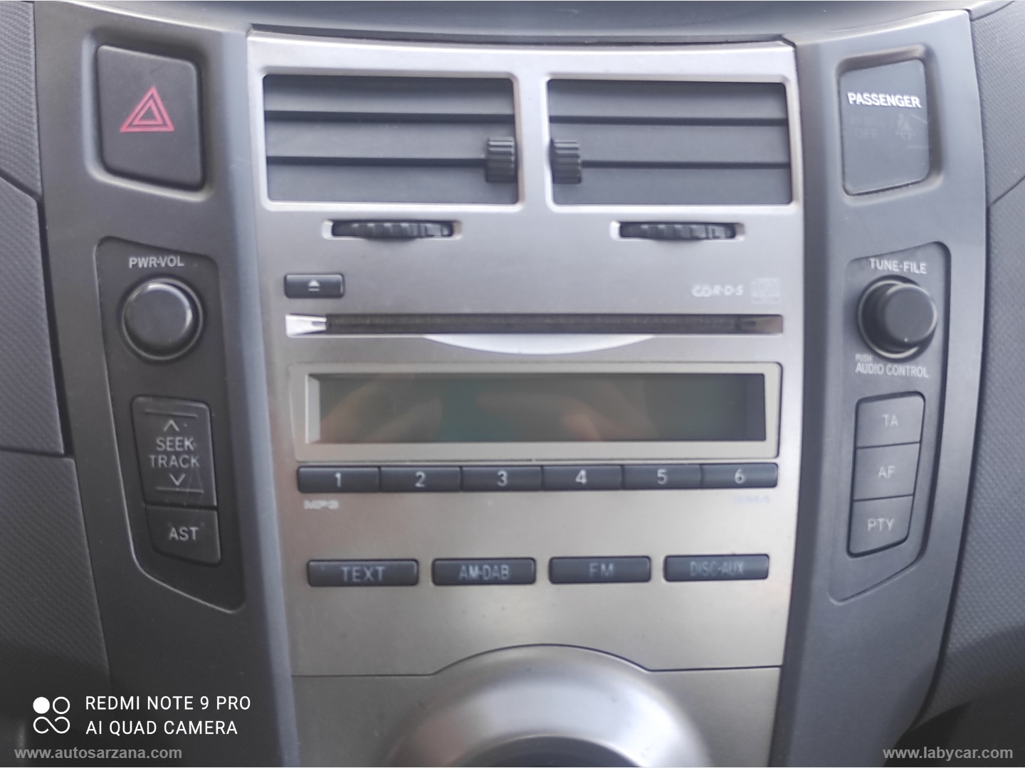 Yaris 1.0 3p. Luxury pack - immagine 15