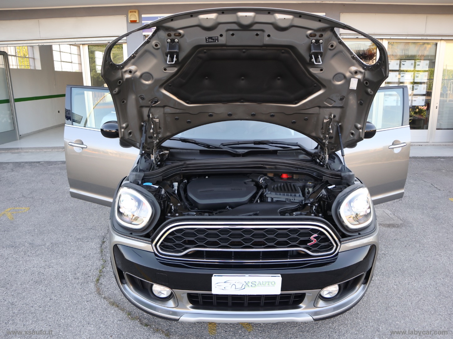 Mini Cooper SD Business Countryman ALL4 - immagine 15