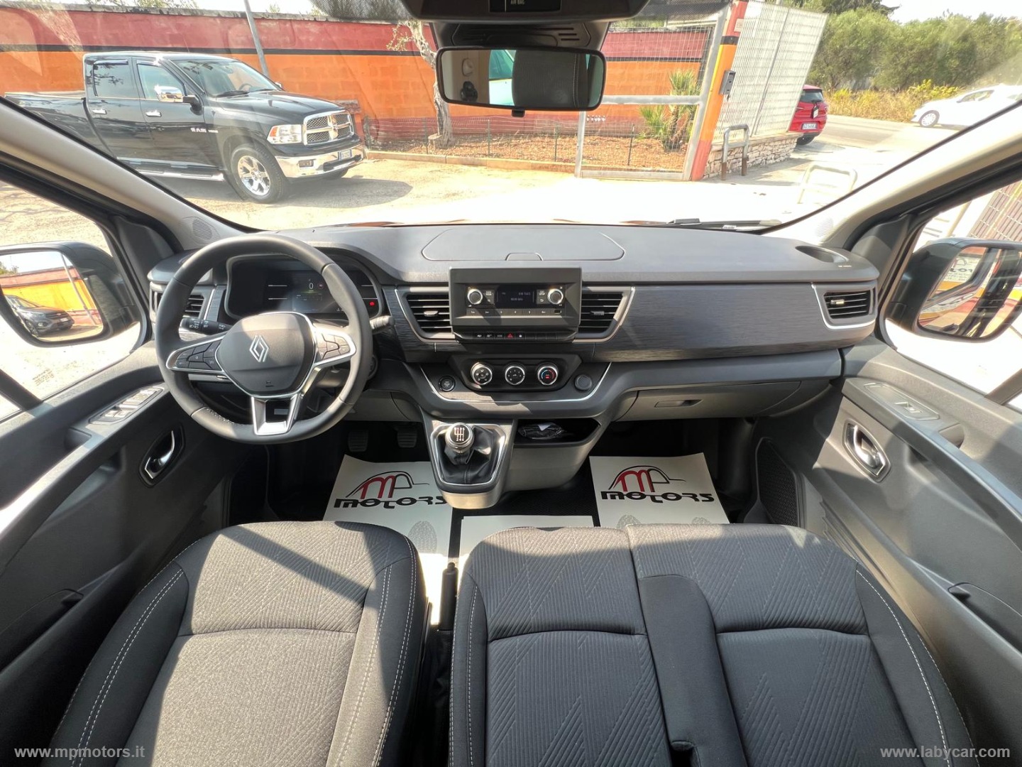 TRAFIC EQUILIBRE MY24 2.0 DCI 150CV 9 POSTI - immagine 15