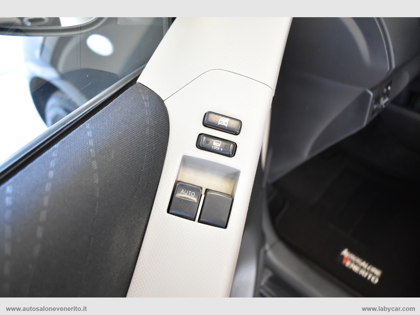 Yaris 1.4 D-4D 5p. Sol - immagine 15