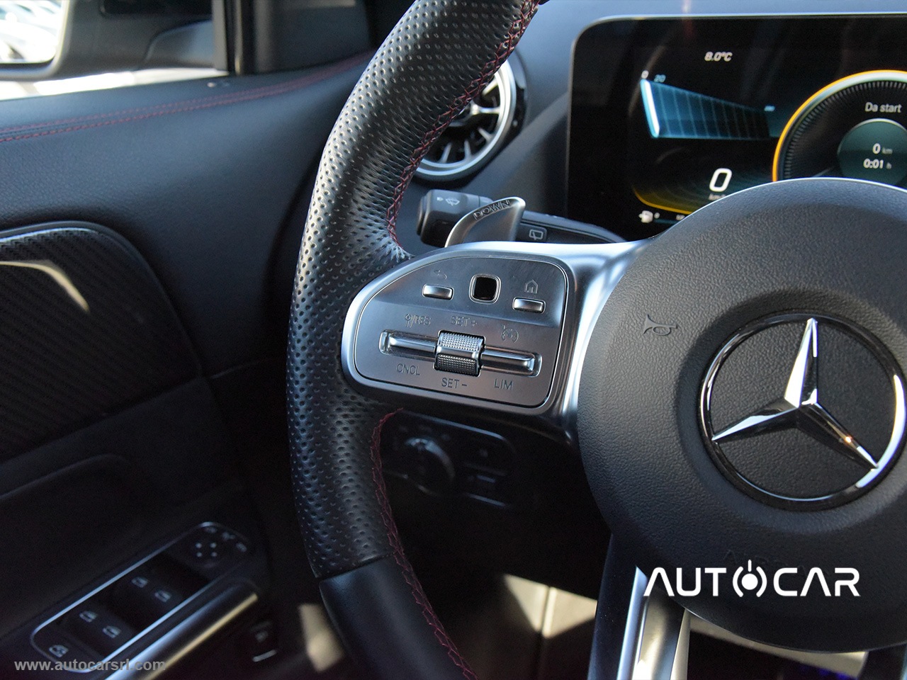 GLA 35 4Matic AMG - immagine 15