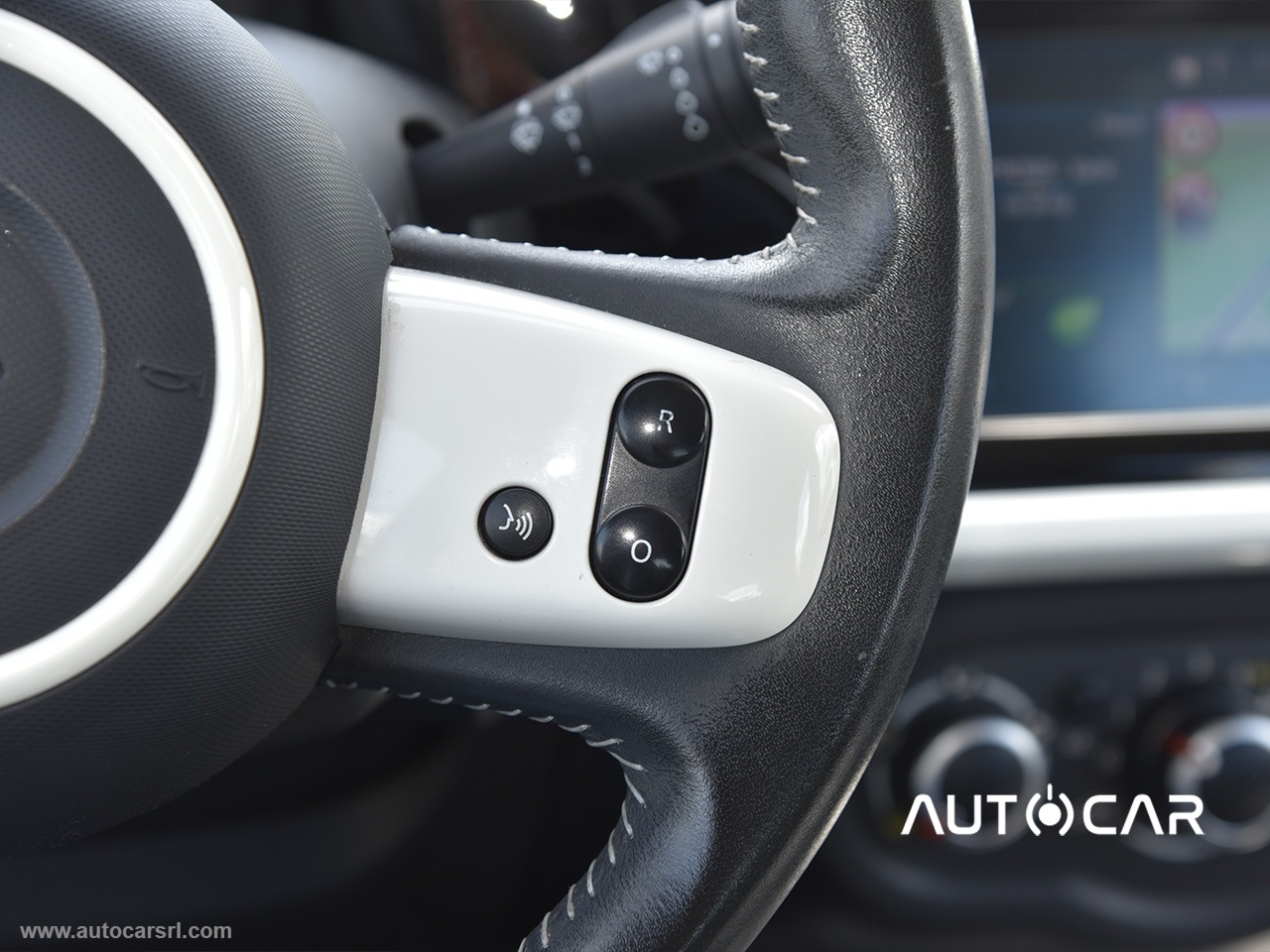 Twingo TCe 90 CV S&S Lovely - immagine 15