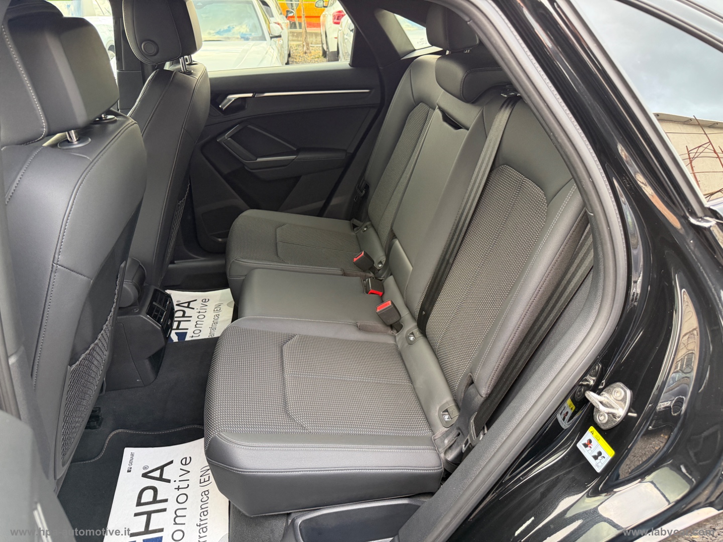 Q3 SPORTBACK 2.0TDI S-line NAVI FULL LED RETROCAMERA 360 - immagine 15