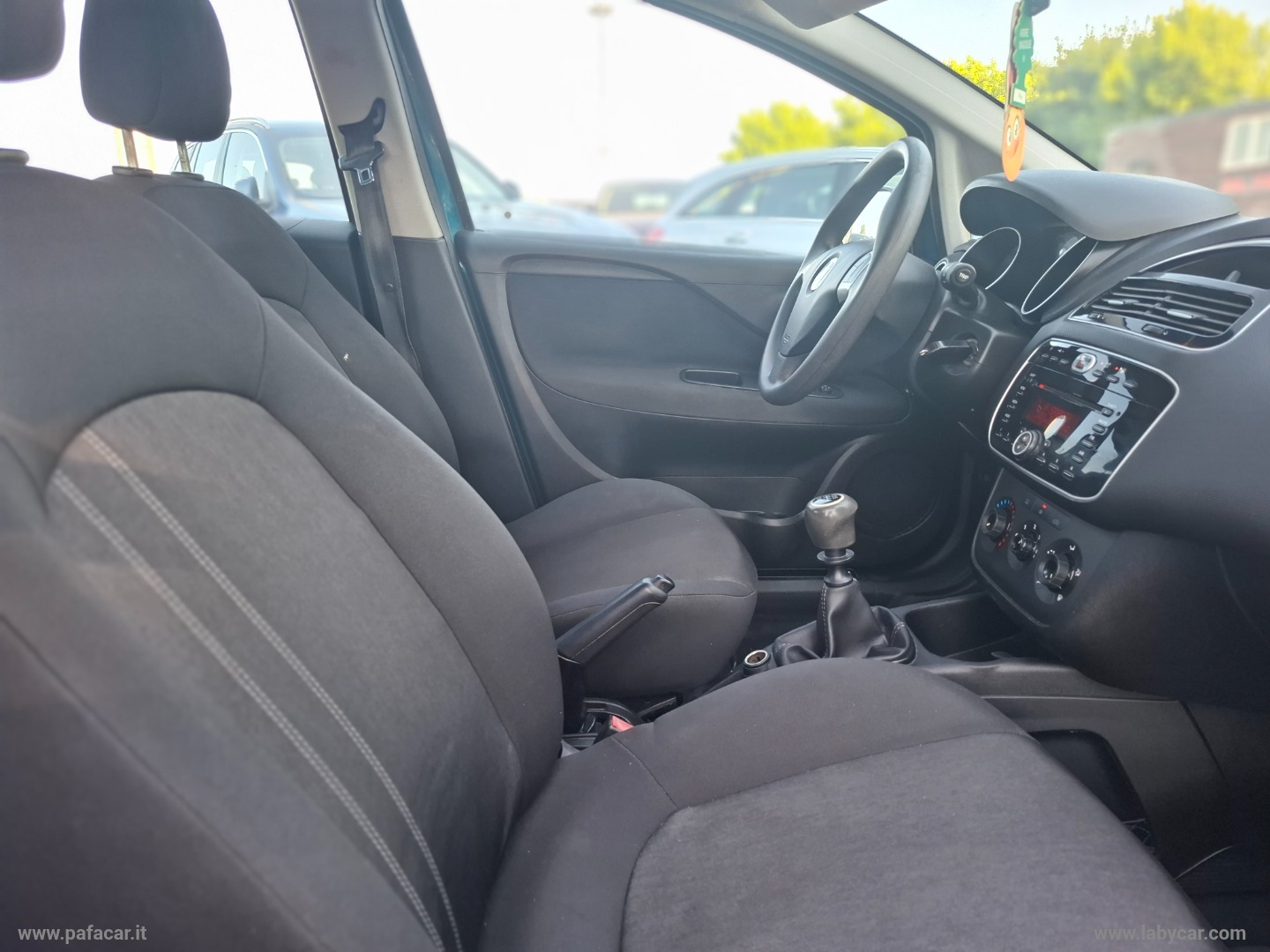 Punto 1.4 8V 5p. Natural Power Lounge - immagine 15