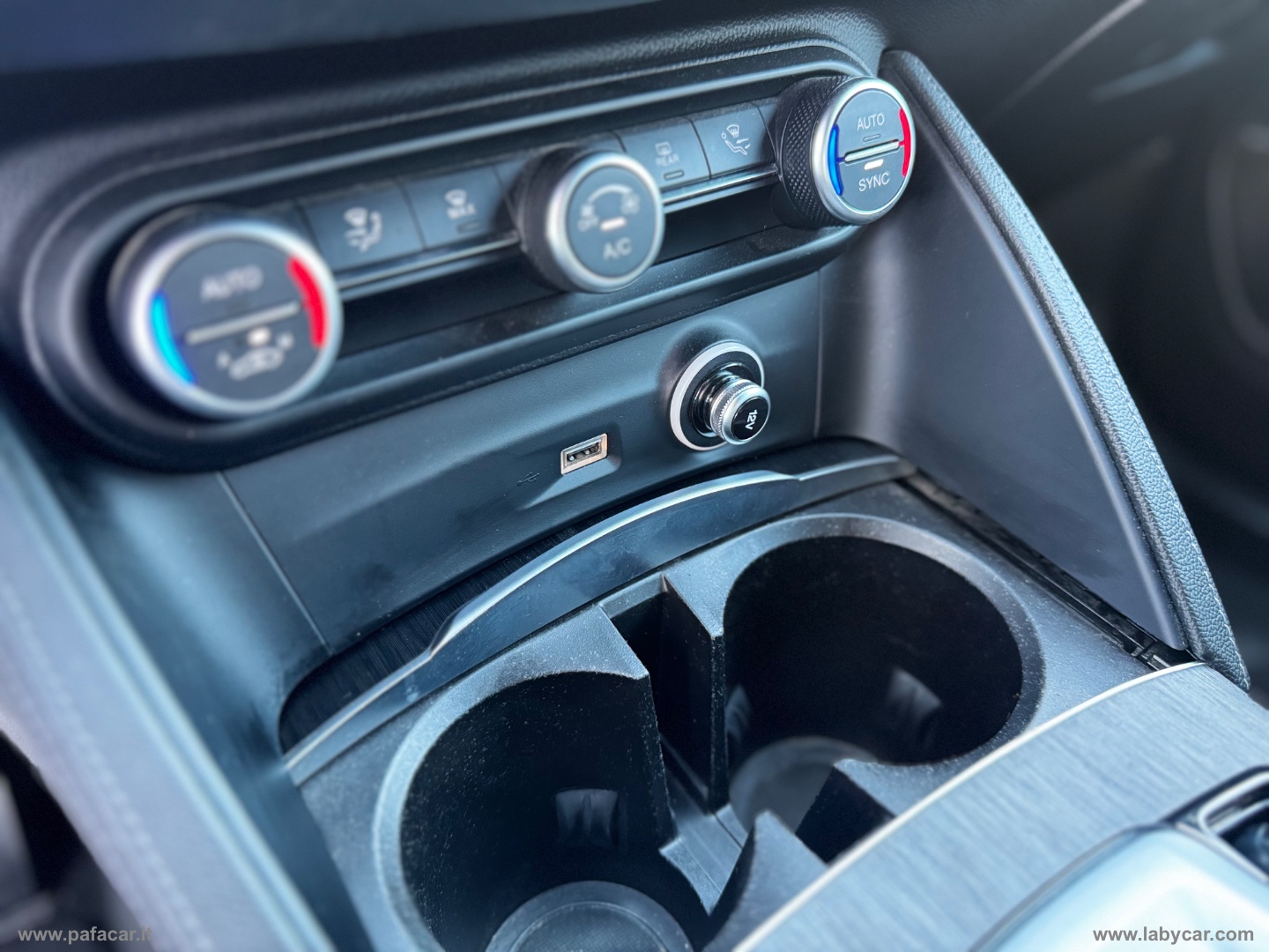 Stelvio 2.2 T.diesel 160CV AT8 RWD Bus. - immagine 15