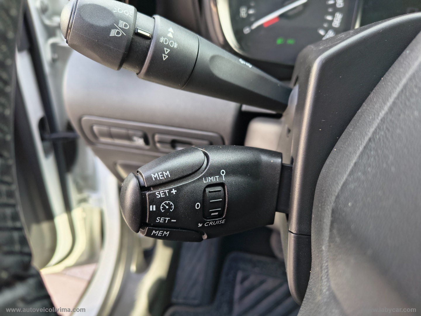 C3 Aircross BlueHDi 120 S&S EAT6 Feel - immagine 15