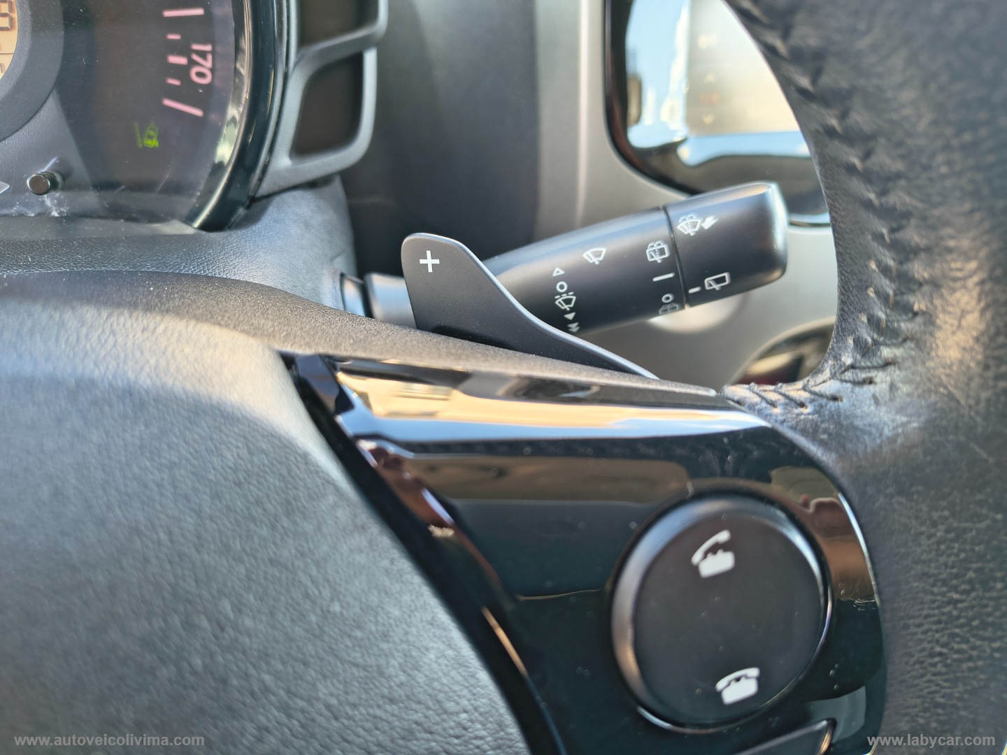 Aygo 1.0 VVT-i 69 CV 5p. x-play TSS MMT - immagine 15