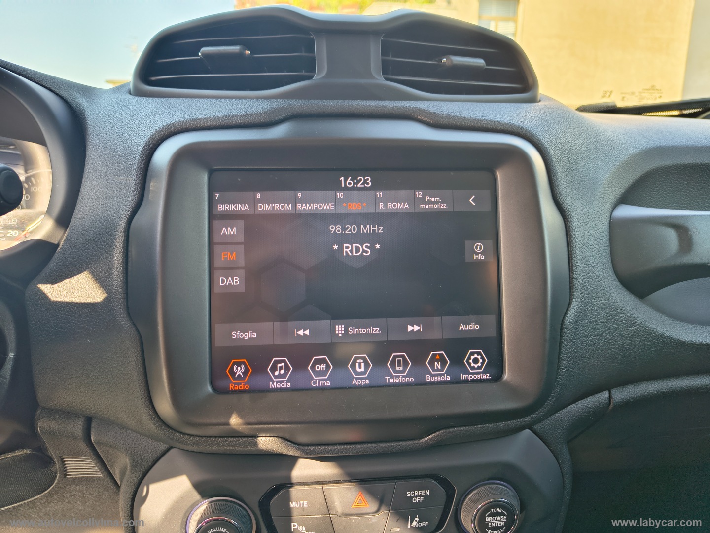 Renegade 1.6 Mjt 130CV Limited - immagine 15